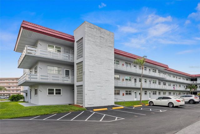 5660 80TH STREET N B106, St Petersburg, FL 33709