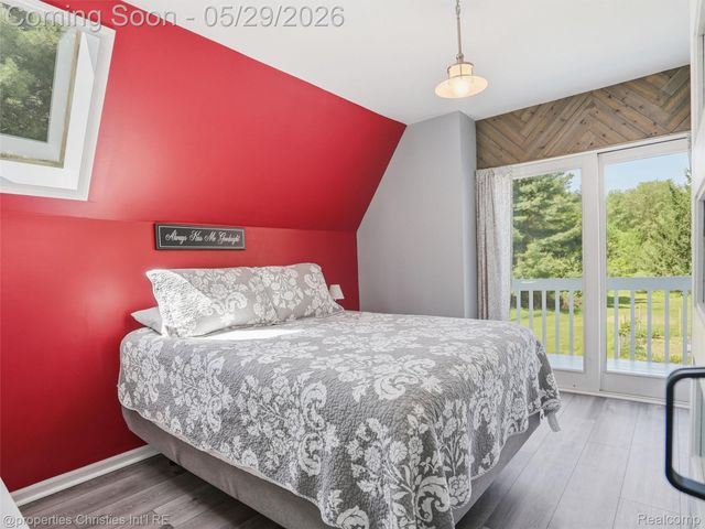 8645 Toma Road, Dexter Township, MI 48169