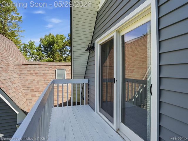 8645 Toma Road, Dexter Township, MI 48169