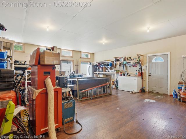 8645 Toma Road, Dexter Township, MI 48169