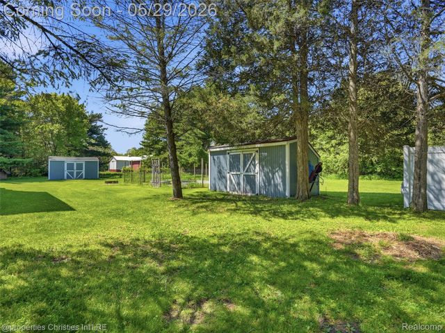 8645 Toma Road, Dexter Township, MI 48169