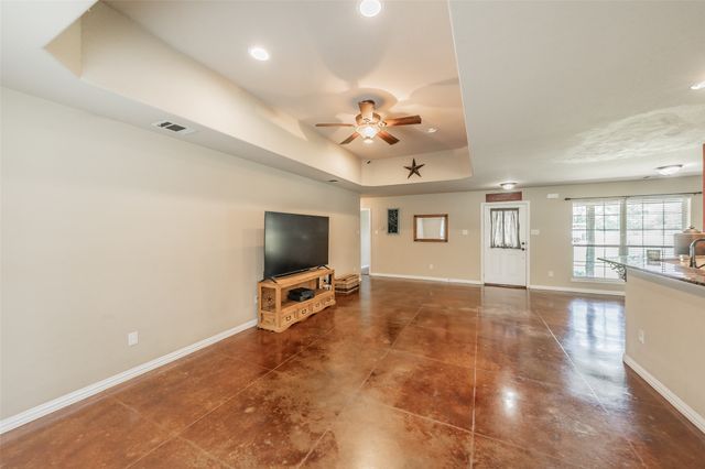 800 Stella Mae Drive, Fort Worth, TX 76028