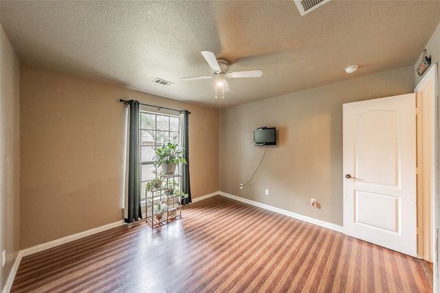 800 Stella Mae Drive, Fort Worth, TX 76028