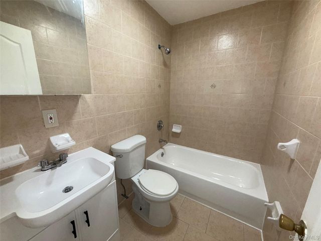 189-26 113th Road 1, Saint Albans, NY 11412