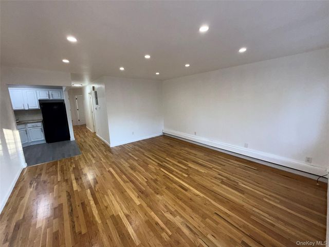 189-26 113th Road 1, Saint Albans, NY 11412