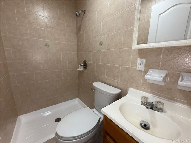 189-26 113th Road 1, Saint Albans, NY 11412