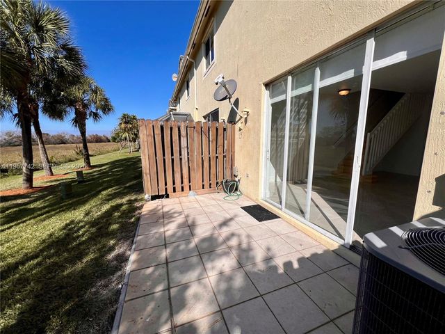 2433 Pasadena Way, Weston, FL 33327