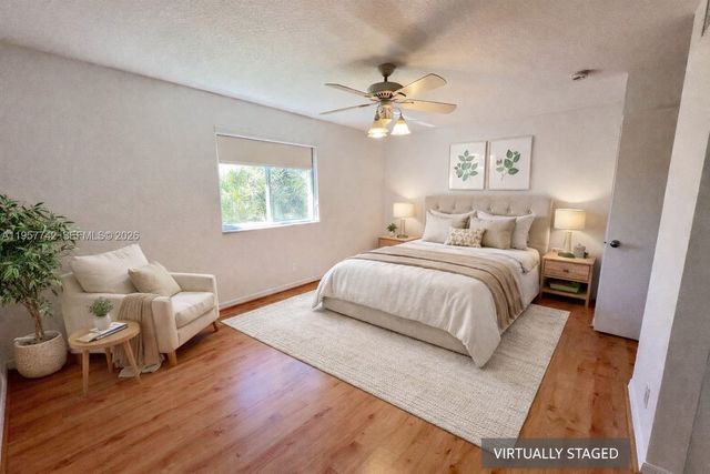 2433 Pasadena Way, Weston, FL 33327