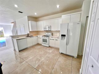 2433 Pasadena Way, Weston, FL 33327