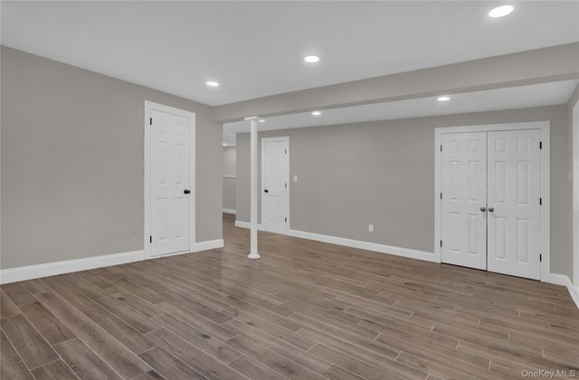 171 School Street, Oyster Bay, NY 11771