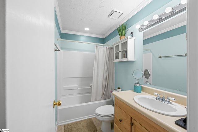 100 Buttercup Way unit 38, Taylors, SC 29687