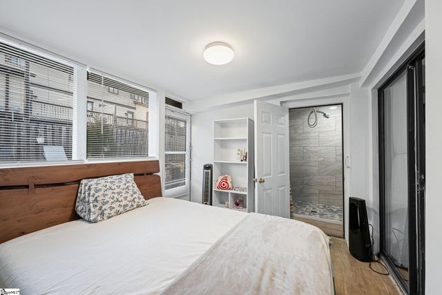 100 Buttercup Way unit 38, Taylors, SC 29687