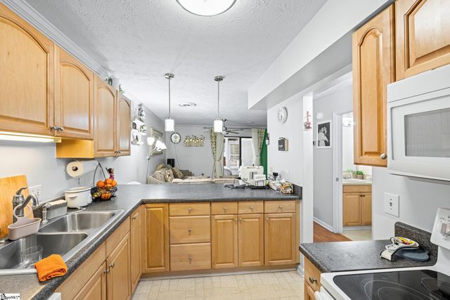 100 Buttercup Way unit 38, Taylors, SC 29687