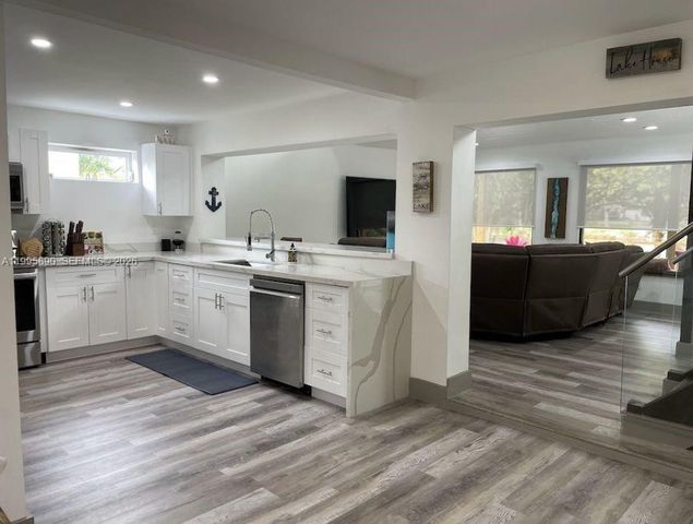 4311 SW 31st Dr, West Park, FL 33023