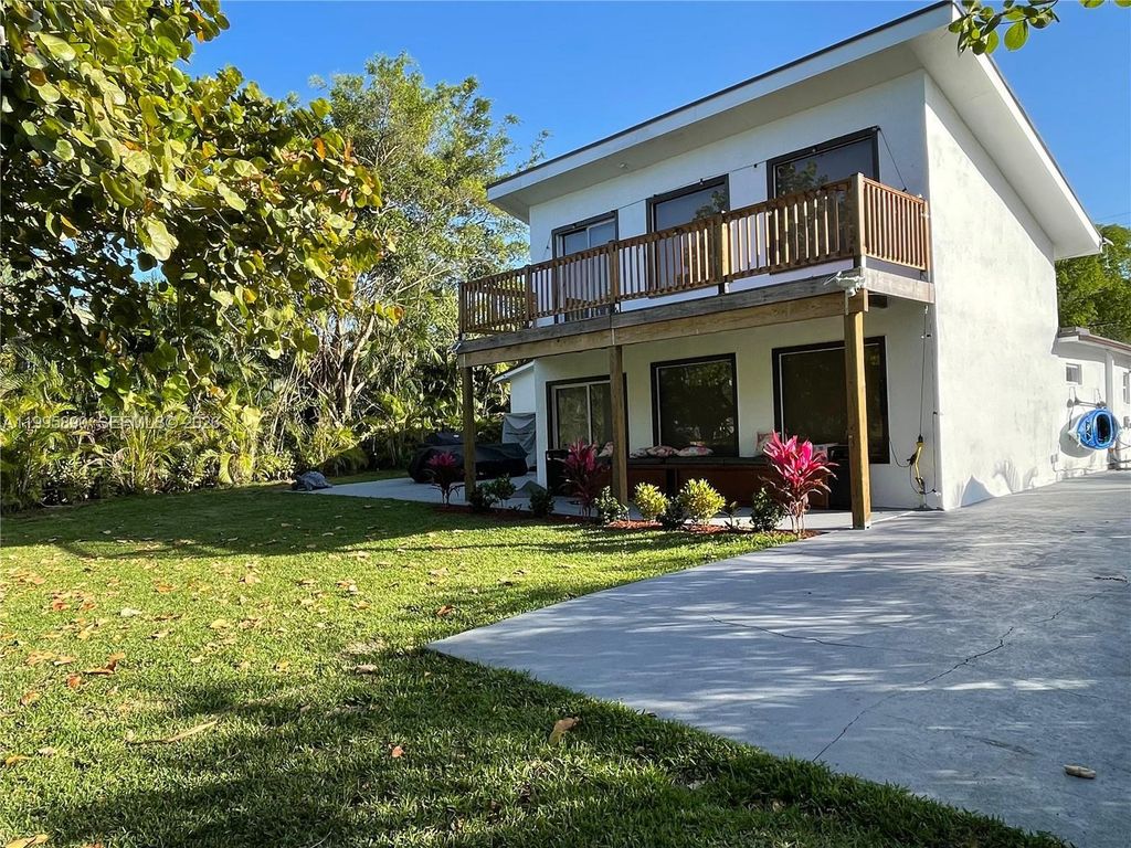 4311 SW 31st Dr, West Park, FL 33023