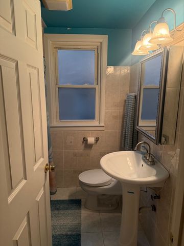 3849 N Nora Avenue, Chicago, IL 60634