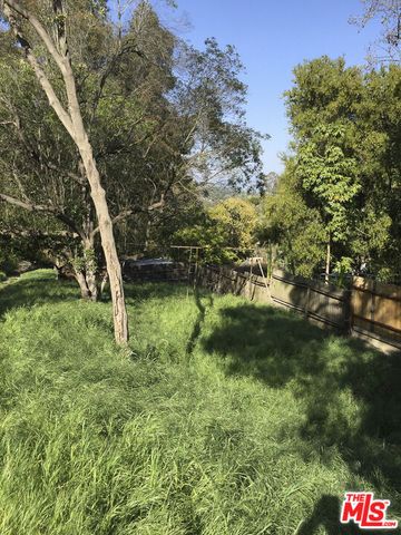 8813 Wonderland Avenue, Los Angeles, CA 90046