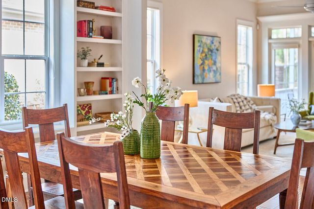 245 Hales Wood Road, Chapel Hill, NC 27517