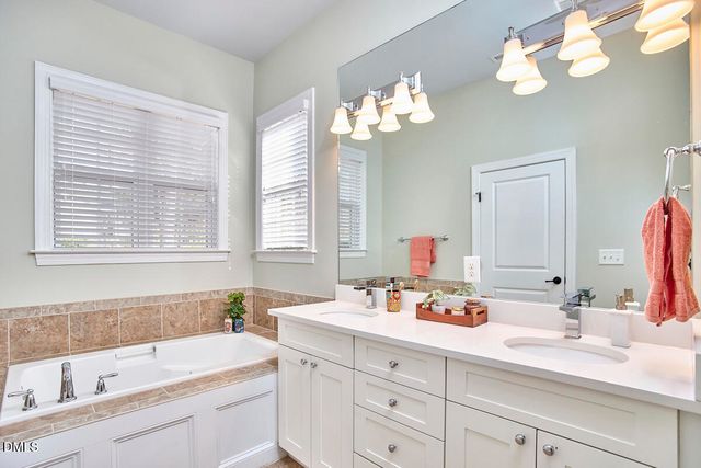 245 Hales Wood Road, Chapel Hill, NC 27517