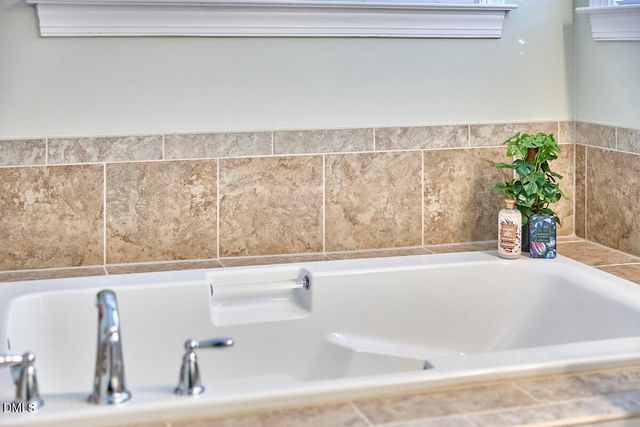 245 Hales Wood Road, Chapel Hill, NC 27517