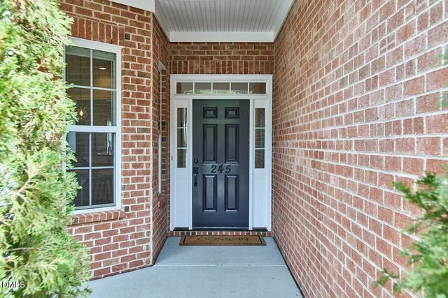 245 Hales Wood Road, Chapel Hill, NC 27517