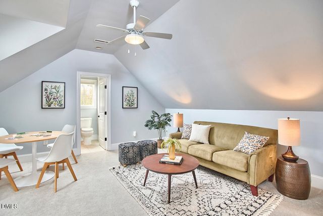 245 Hales Wood Road, Chapel Hill, NC 27517