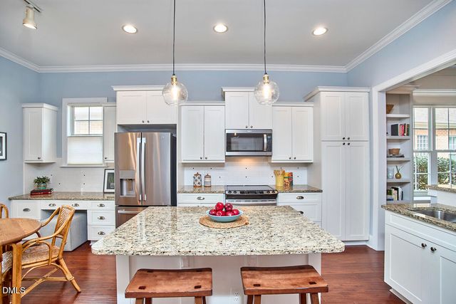 245 Hales Wood Road, Chapel Hill, NC 27517