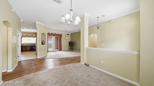 550 ALICE COVE Court, Jacksonville, FL 32218