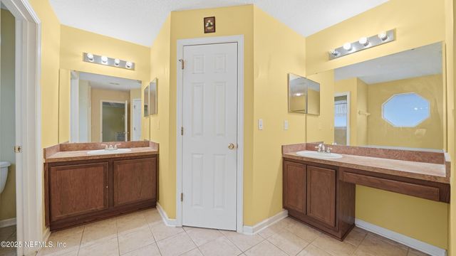 550 ALICE COVE Court, Jacksonville, FL 32218