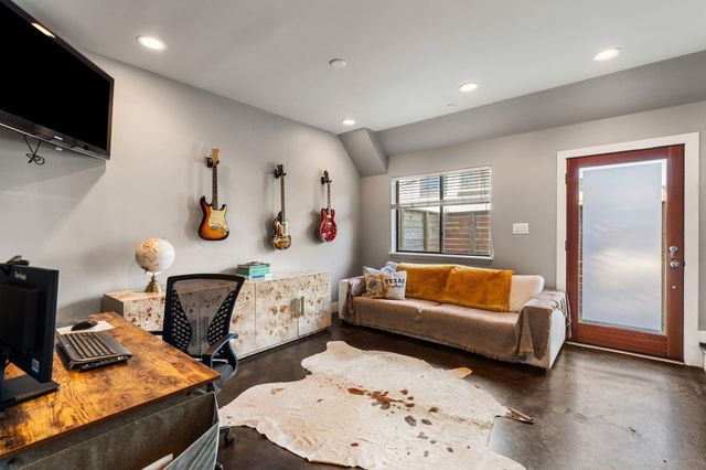 1039 Bonner Street 1039, Houston, TX 77007