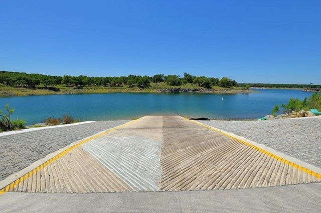 22209 Cross Timbers BND, Lago Vista, TX 78645