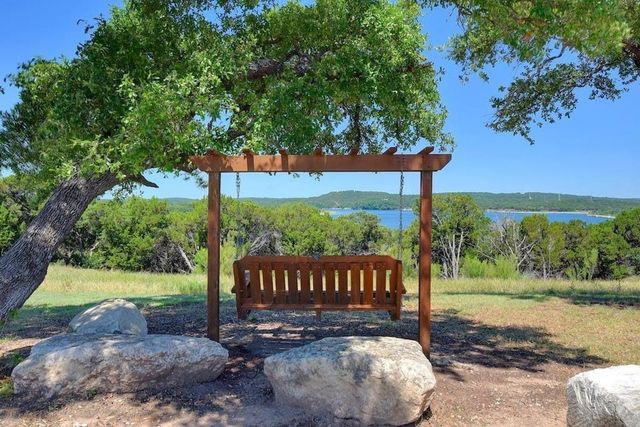 22209 Cross Timbers BND, Lago Vista, TX 78645