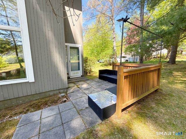 1 Partridge Court 1, Simsbury, CT 06070