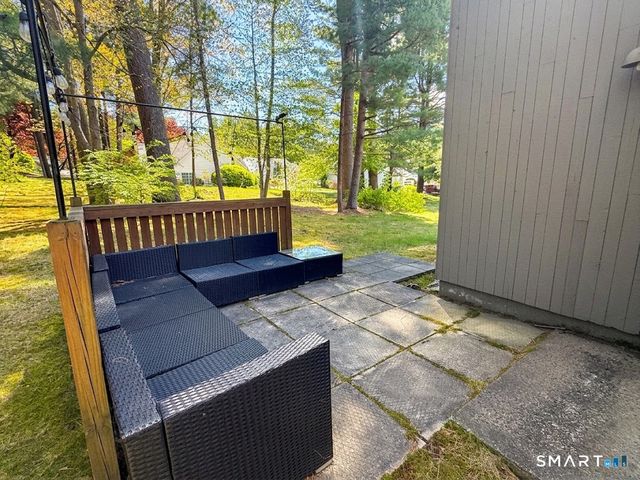 1 Partridge Court 1, Simsbury, CT 06070