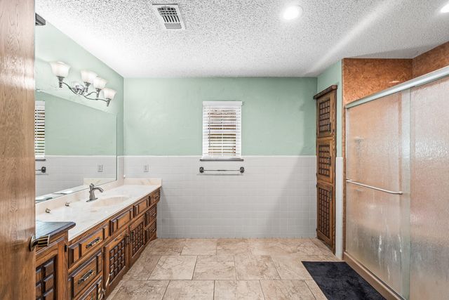 1710 E Hester Street, Brownfield, TX 79316