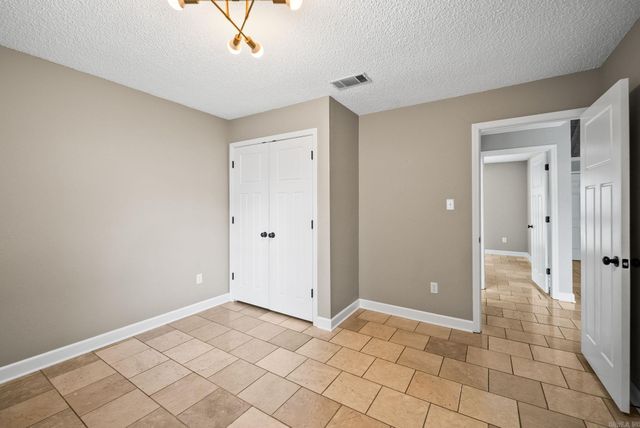 19 Rosanne Drive, Conway, AR 72034
