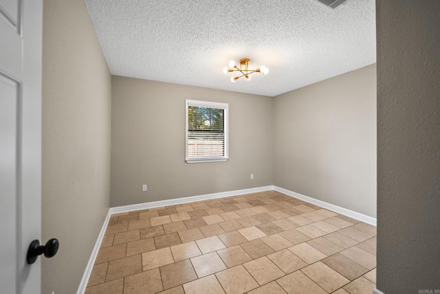 19 Rosanne Drive, Conway, AR 72034