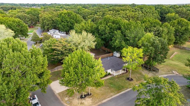 19 Rosanne Drive, Conway, AR 72034
