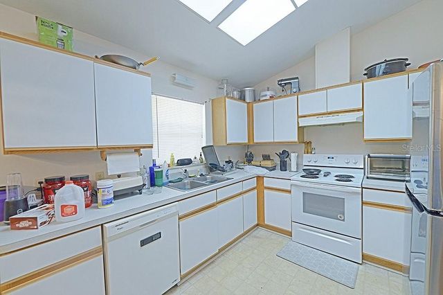 5025 S HUMMINGBIRD AVENUE, Inverness, FL 34452