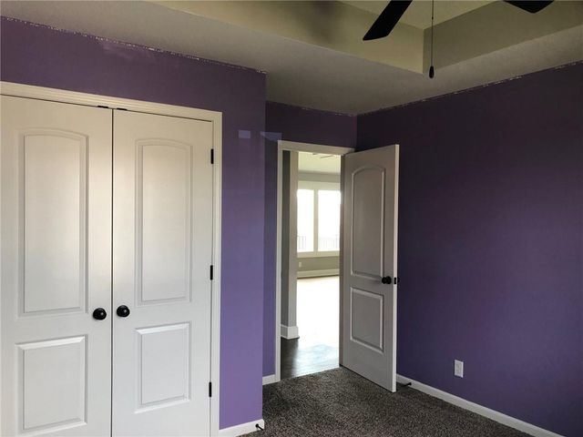 1483 N 162nd Court, Basehor, KS 66007