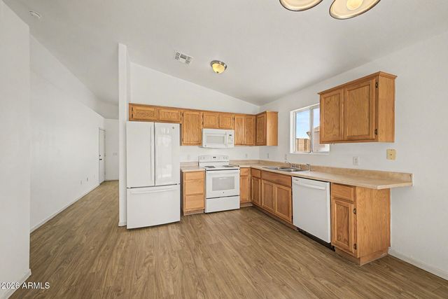 8719 W MAGNUM Drive, Arizona City, AZ 85123