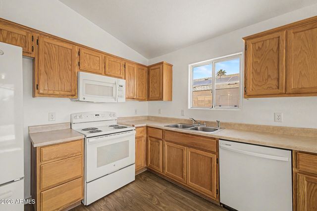 8719 W MAGNUM Drive, Arizona City, AZ 85123