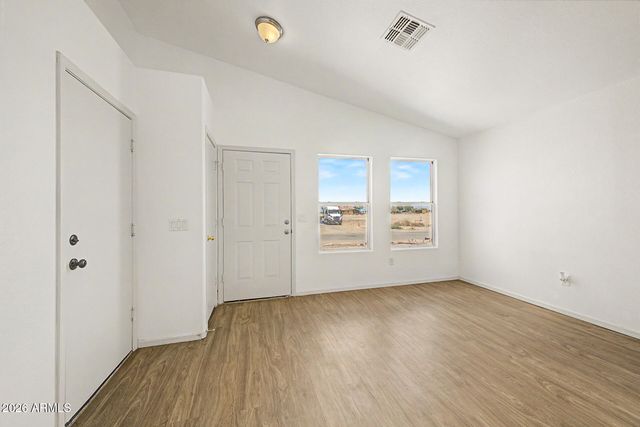 8719 W MAGNUM Drive, Arizona City, AZ 85123