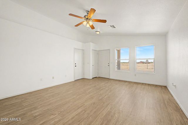 8719 W MAGNUM Drive, Arizona City, AZ 85123