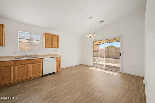 8719 W MAGNUM Drive, Arizona City, AZ 85123