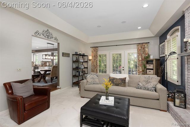 42812 Ledgeview Drive, Novi, MI 48377