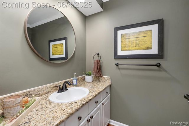 42812 Ledgeview Drive, Novi, MI 48377