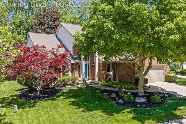 42812 Ledgeview Drive, Novi, MI 48377