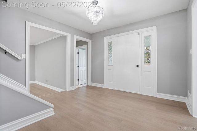 53568 Wolf Drive, Shelby Charter Township, MI 48316