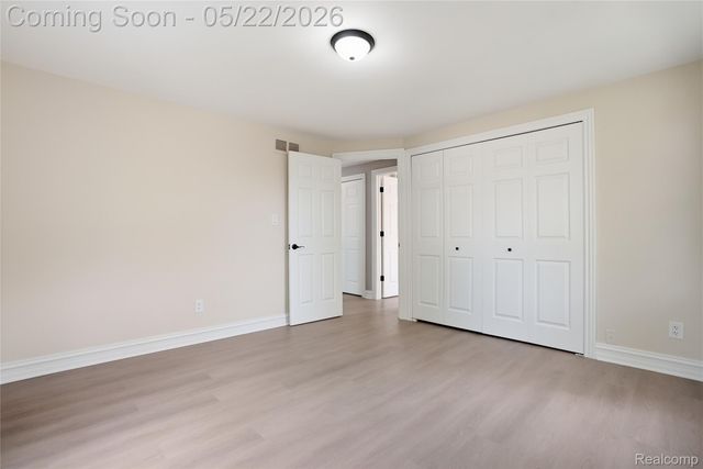 53568 Wolf Drive, Shelby Charter Township, MI 48316